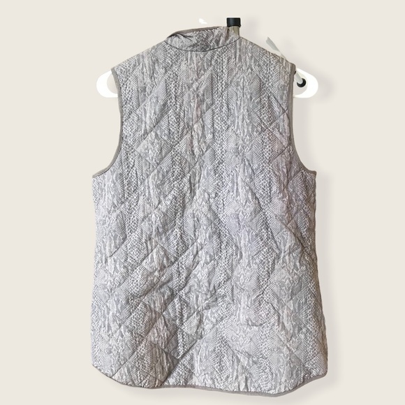 LOGO by Lori Goldstein Quilted Snake Skin Vest - Picture 6 of 12